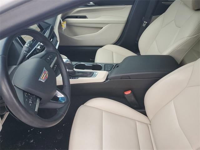 2025 Cadillac CT4 Luxury