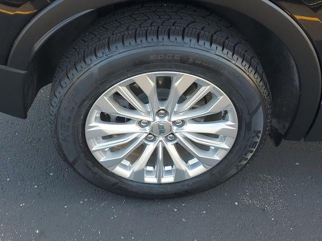 2024 Cadillac XT4 AWD Luxury