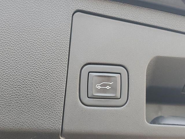 2023 Cadillac XT4 AWD Luxury