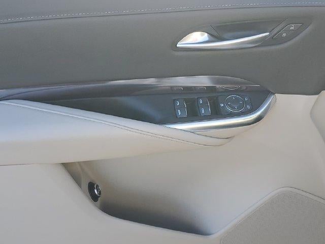 2023 Cadillac XT4 AWD Luxury