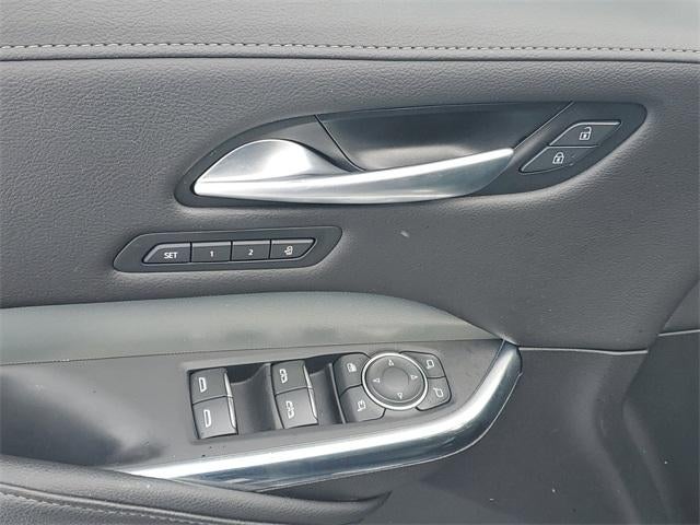 2023 Cadillac XT4 FWD Premium Luxury