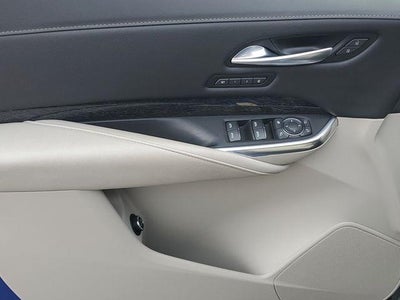 2023 Cadillac XT4 AWD Premium Luxury
