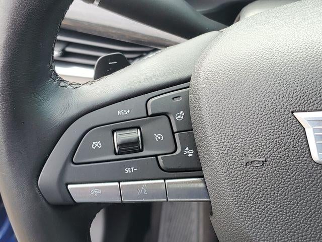 2023 Cadillac XT4 AWD Premium Luxury
