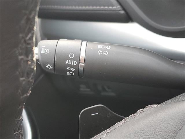 2023 Cadillac XT4 AWD Premium Luxury