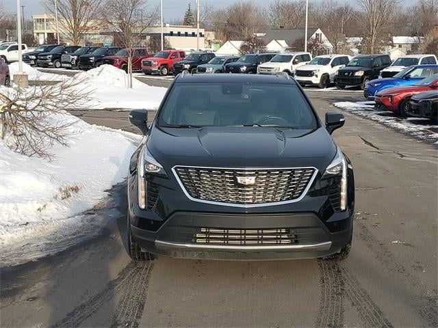 2023 Cadillac XT4 AWD Premium Luxury