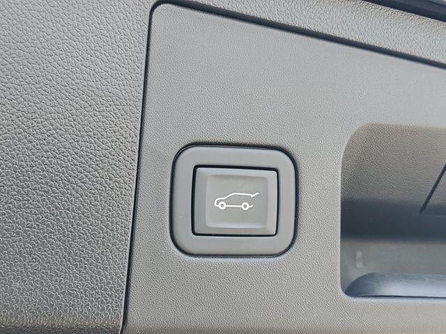 2024 Cadillac XT4 AWD Premium Luxury