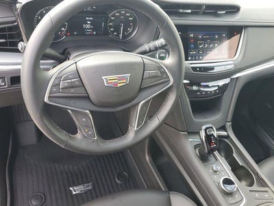2025 Cadillac XT5 AWD Luxury