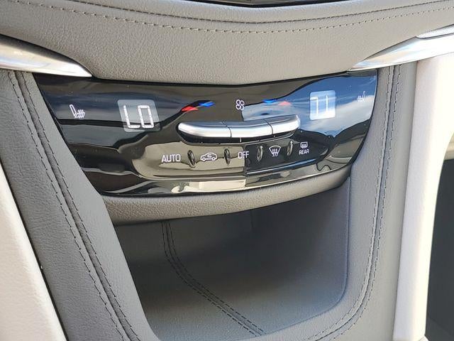 2023 Cadillac XT5 FWD Premium Luxury