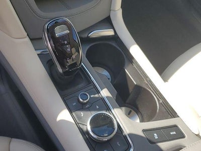 2023 Cadillac XT5 FWD Premium Luxury