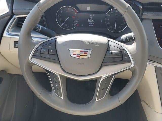 2023 Cadillac XT5 FWD Premium Luxury