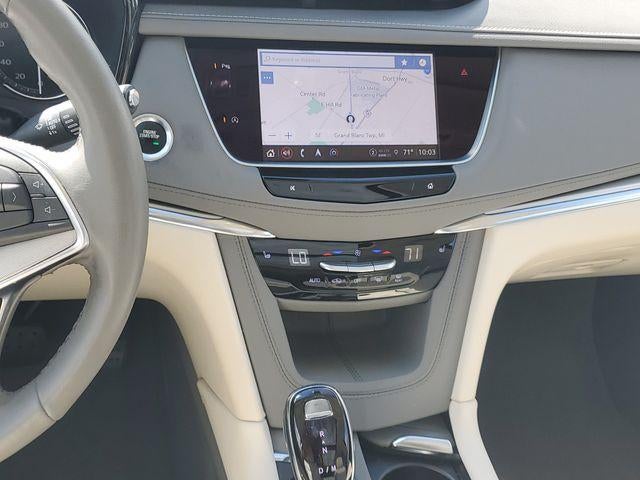 2023 Cadillac XT5 FWD Premium Luxury