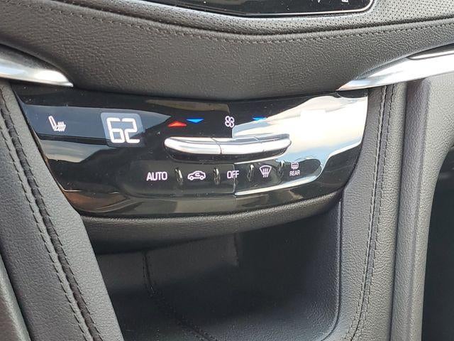2022 Cadillac XT5 AWD Premium Luxury