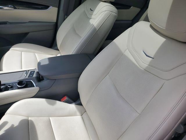2023 Cadillac XT6 AWD Premium Luxury