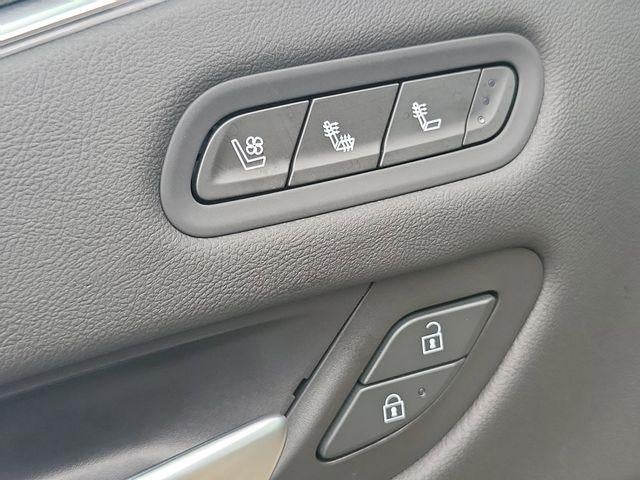 2023 Cadillac Escalade 4WD Premium Luxury