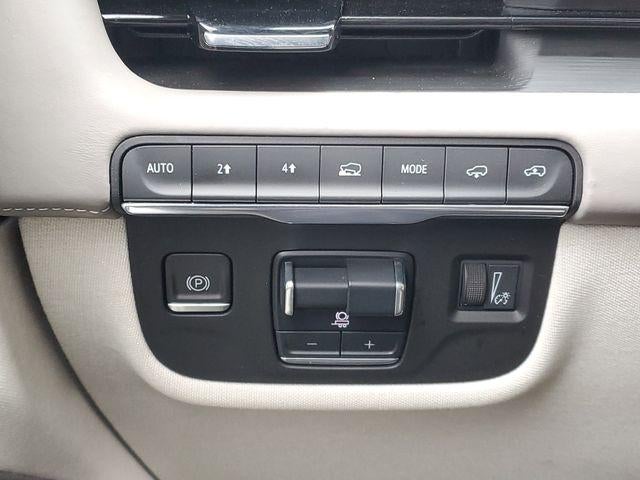 2024 Cadillac Escalade 4WD Premium Luxury Platinum