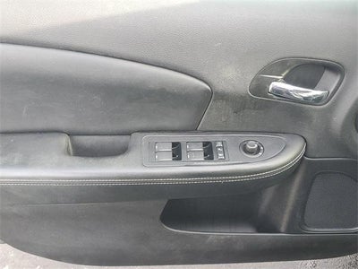 2012 Chrysler 200 Limited