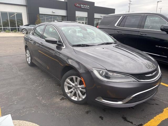 2015 Chrysler 200 Limited's photo