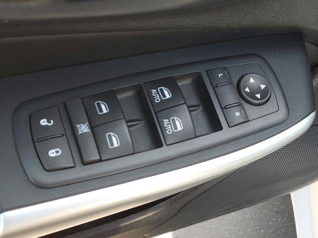 2016 Jeep Cherokee Overland