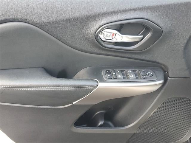 2022 Jeep Cherokee Latitude Lux 4x4