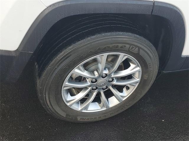 2022 Jeep Cherokee Latitude Lux 4x4