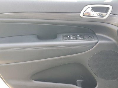 2021 Jeep Grand Cherokee Laredo X 4x4