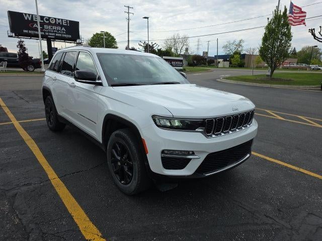 2022 Jeep Grand Cherokee Limited 4x4's photo
