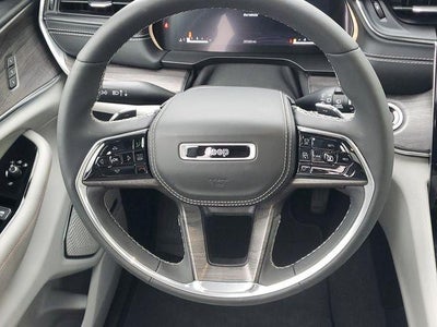 2023 Jeep Grand Cherokee Overland 4x4