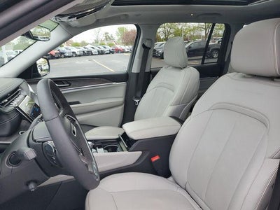 2023 Jeep Grand Cherokee Overland 4x4