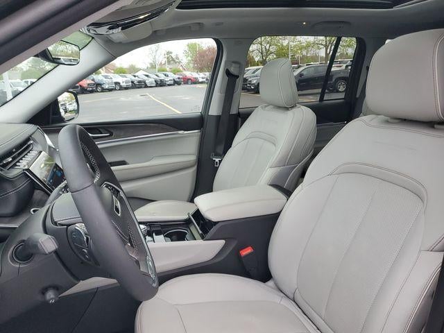 2023 Jeep Grand Cherokee Overland 4x4
