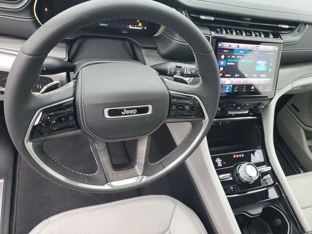 2023 Jeep Grand Cherokee Overland 4x4