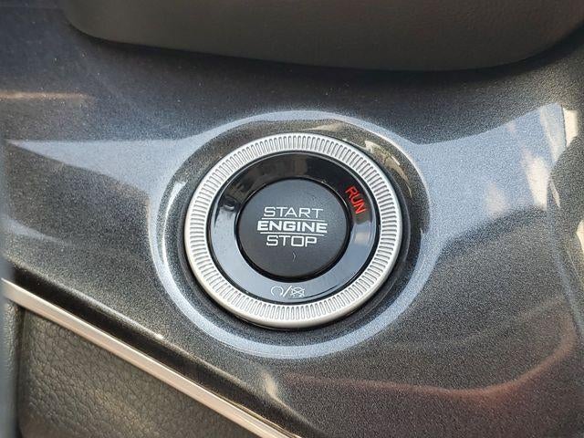 2021 Jeep Grand Cherokee L Laredo 4x4