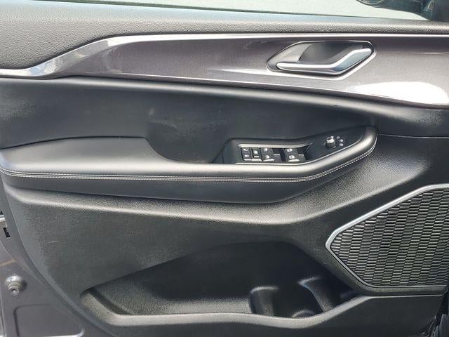 2022 Jeep Grand Cherokee L Altitude 4x4
