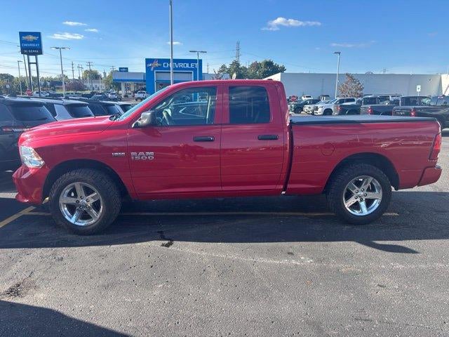 2017 RAM 1500 Express Quad Cab 4x4 6'4" Box