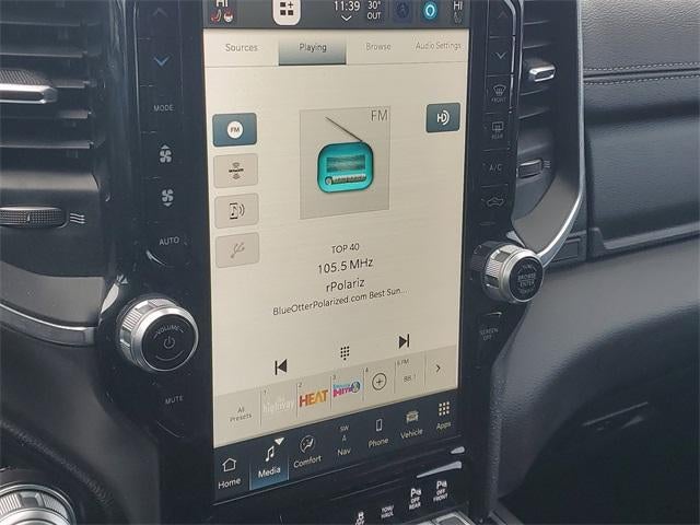 2022 RAM 1500 Laramie Crew Cab 4x2 5'7" Box