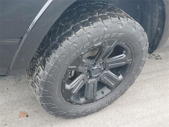 2022 RAM 1500 Laramie Crew Cab 4x2 5'7" Box