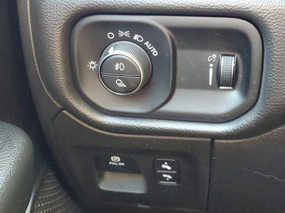 2021 RAM 1500 Big Horn Quad Cab 4x4 6'4" Box