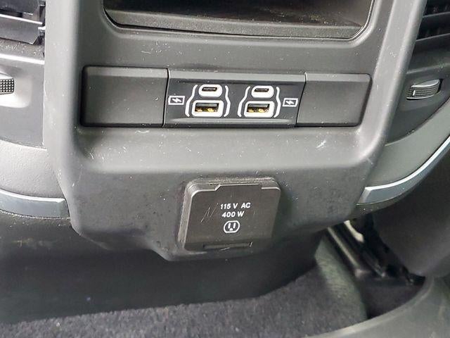 2025 RAM 1500 Big Horn Crew Cab 4x4 5'7" Box