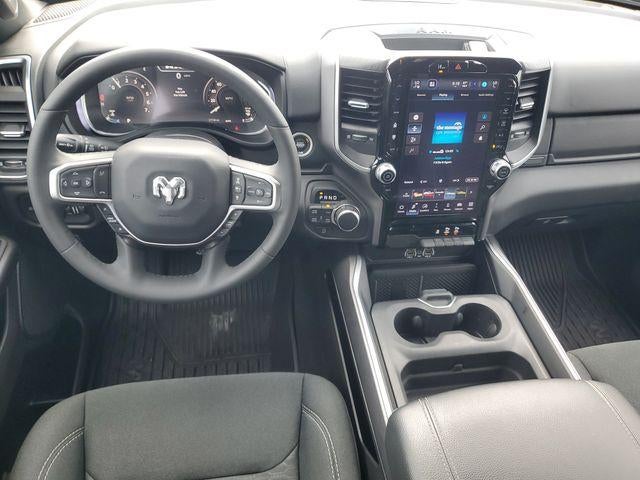 2025 RAM 1500 Big Horn Crew Cab 4x4 5'7" Box