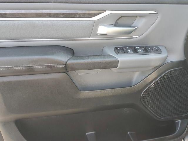 2023 RAM 1500 Big Horn Crew Cab 4x4 5'7" Box