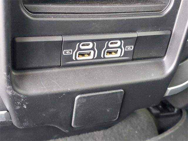 2023 RAM 1500 Big Horn Crew Cab 4x4 5'7" Box