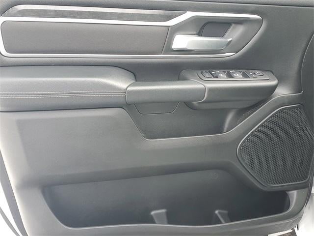 2023 RAM 1500 Big Horn Crew Cab 4x4 5'7" Box