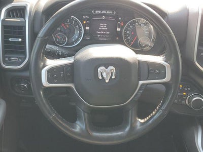 2020 RAM 1500 Big Horn Crew Cab 4x4 5'7" Box