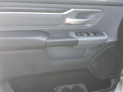 2020 RAM 1500 Big Horn Crew Cab 4x4 5'7" Box