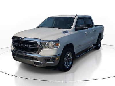 2020 RAM 1500 Big Horn Crew Cab 4x4 5'7" Box