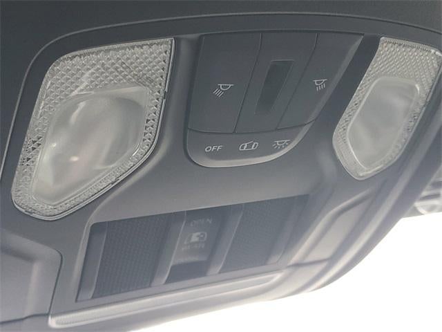 2020 RAM 1500 Big Horn Crew Cab 4x4 5'7" Box