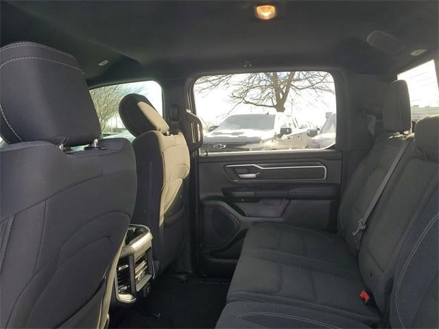 2020 RAM 1500 Big Horn Crew Cab 4x4 5'7" Box