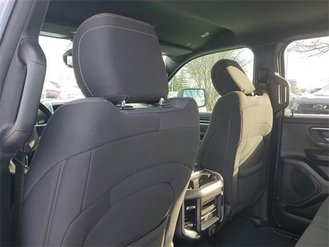 2020 RAM 1500 Big Horn Crew Cab 4x4 5'7" Box