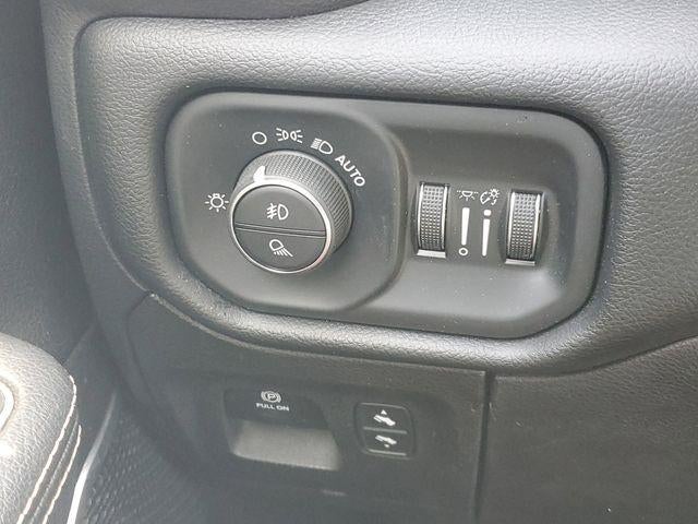 2020 RAM Ram 1500 Pickup Laramie - Photo 19