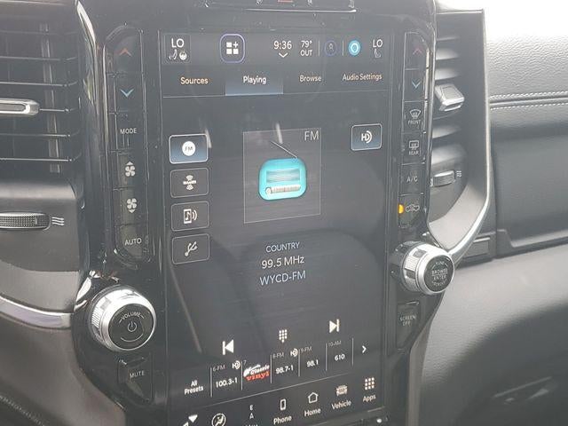 2023 RAM 1500 Laramie Crew Cab 4x4 5'7" Box
