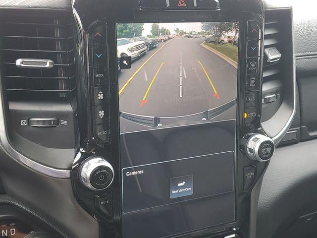 2023 RAM 1500 Laramie Crew Cab 4x4 5'7" Box